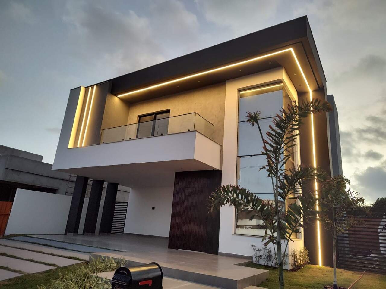 Casa Duplex à venda, 4 quartos, 4 suítes, 4 vagas, Alphaville - Barra dos Coqueiros/SE