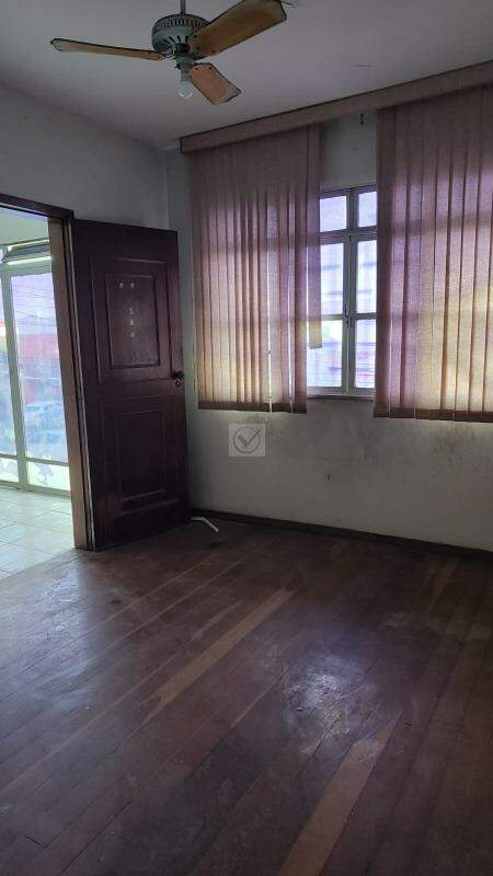 Casa formidável para sua empresa ou negócio. No coração do bairro São José. - Foto 4