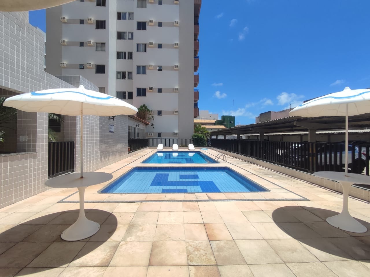 Apartamento locado para investimento com 3 quartos, sendo 2 suítes próximo a orla de Atalaia - Foto 12