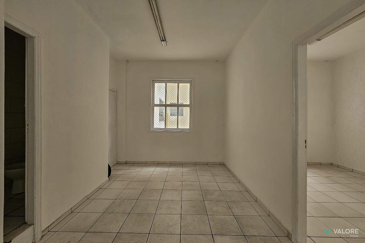 Sala para aluguel no Centro: 
