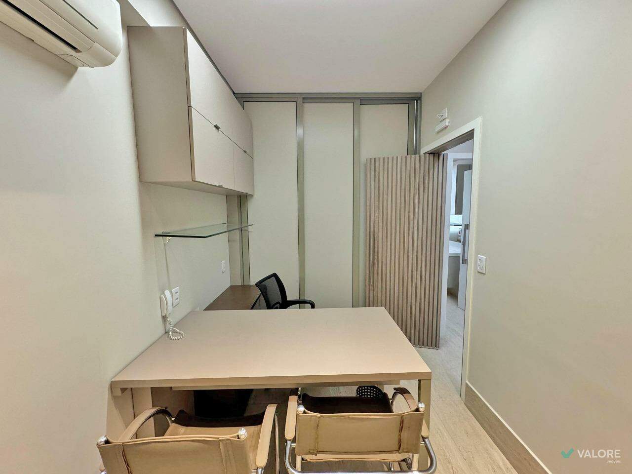 Sala à venda no Gutierrez: 