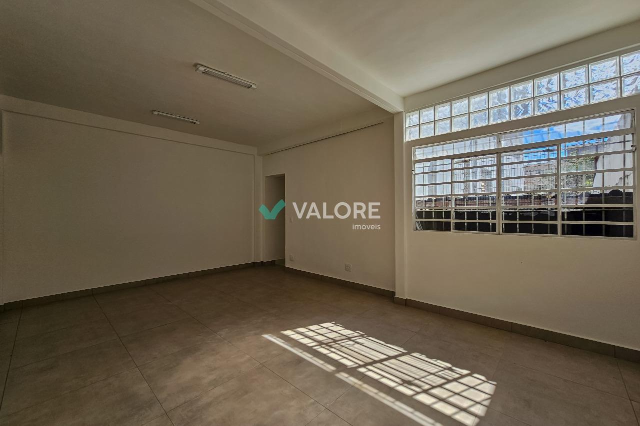 Casa comercial 5 quartos para aluguel no Barro Preto: 