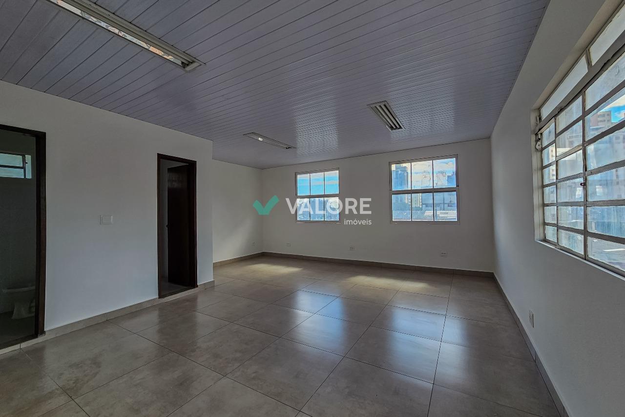 Casa comercial 5 quartos para aluguel no Barro Preto: 