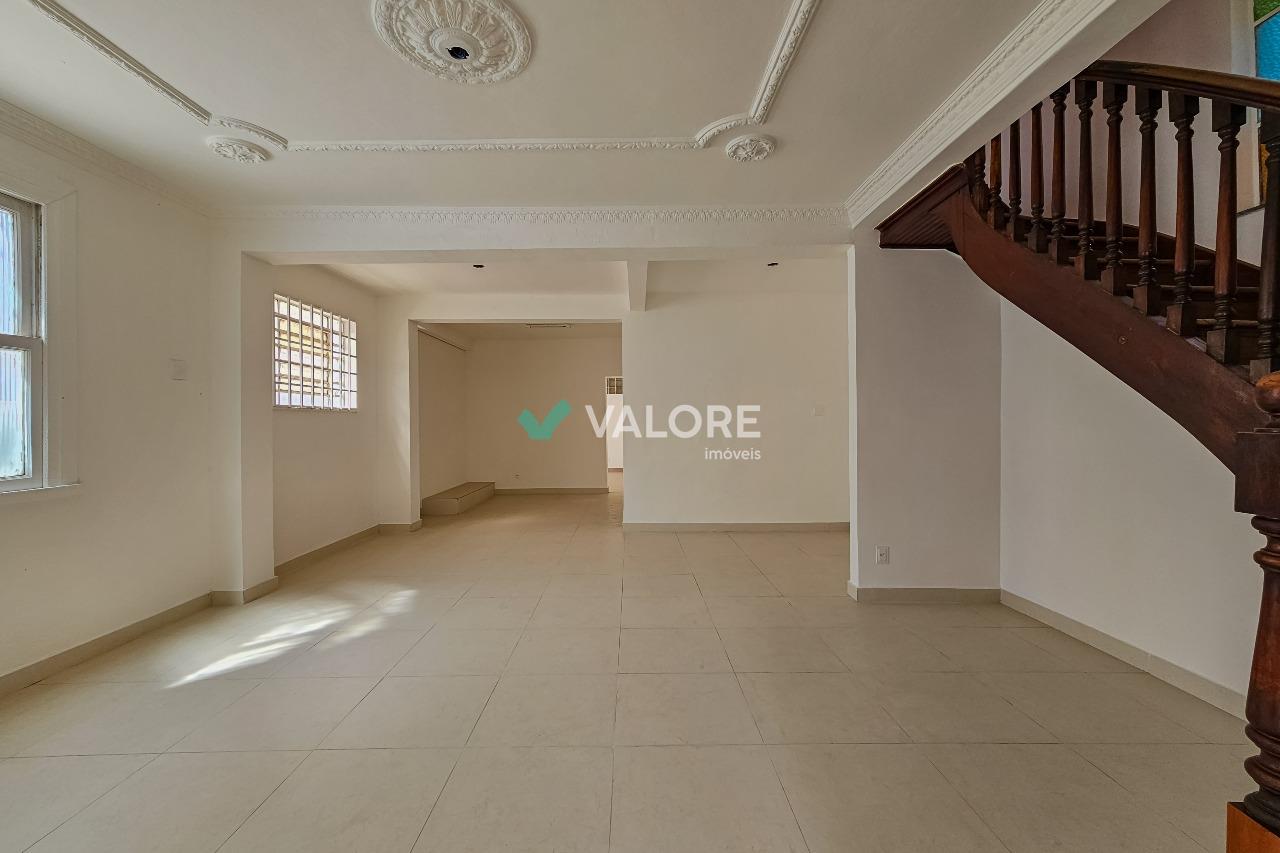 Casa comercial 5 quartos para aluguel no Barro Preto: 