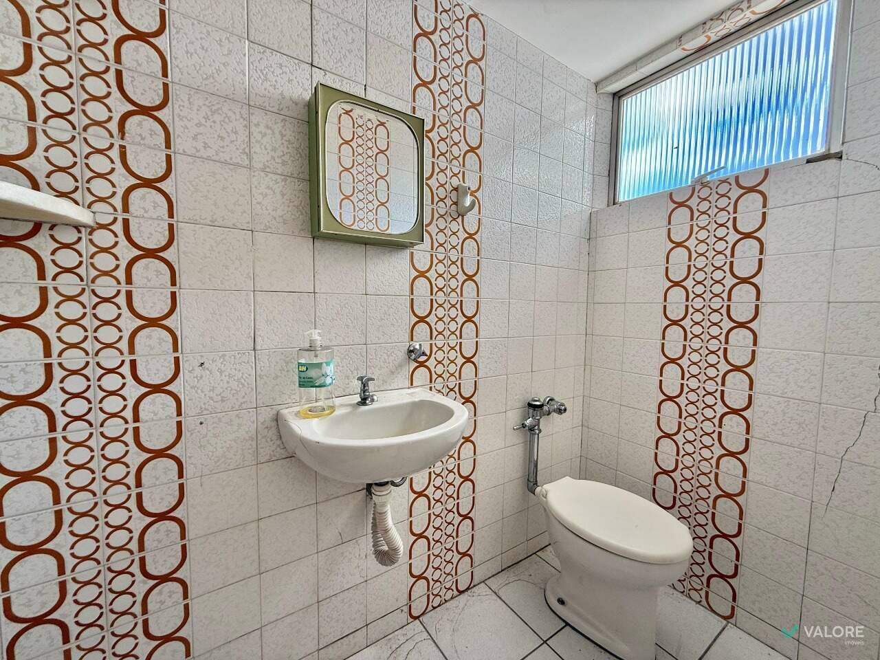 Sala à venda no Funcionários: 
