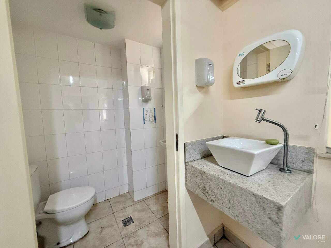 Sala à venda no Santa Efigênia: 