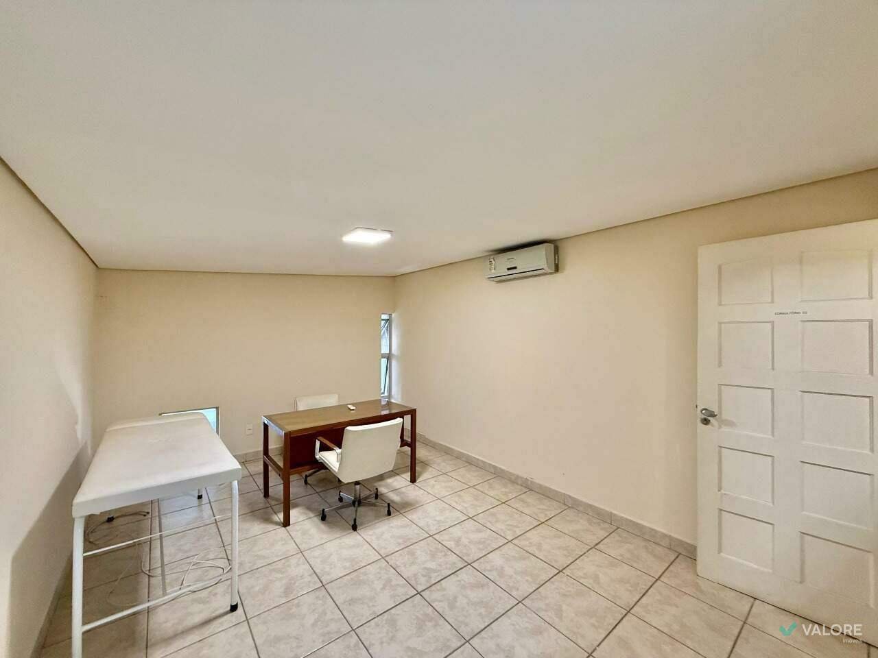 Sala à venda no Santa Efigênia: 