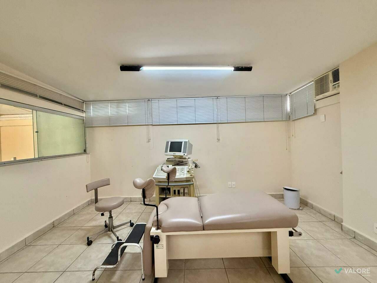 Sala à venda no Santa Efigênia: 