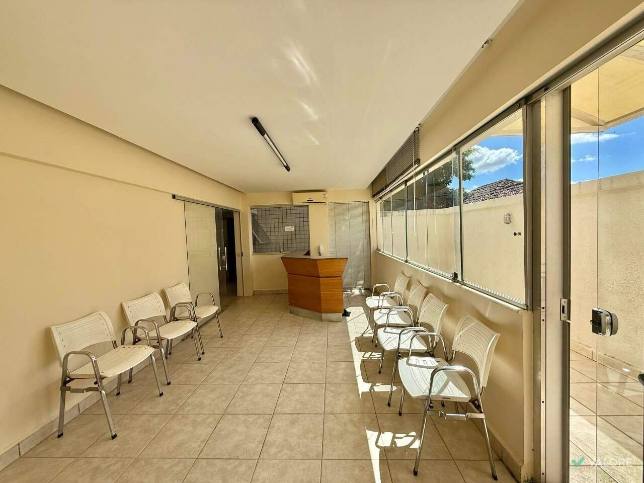 Sala à venda no Santa Efigênia: 