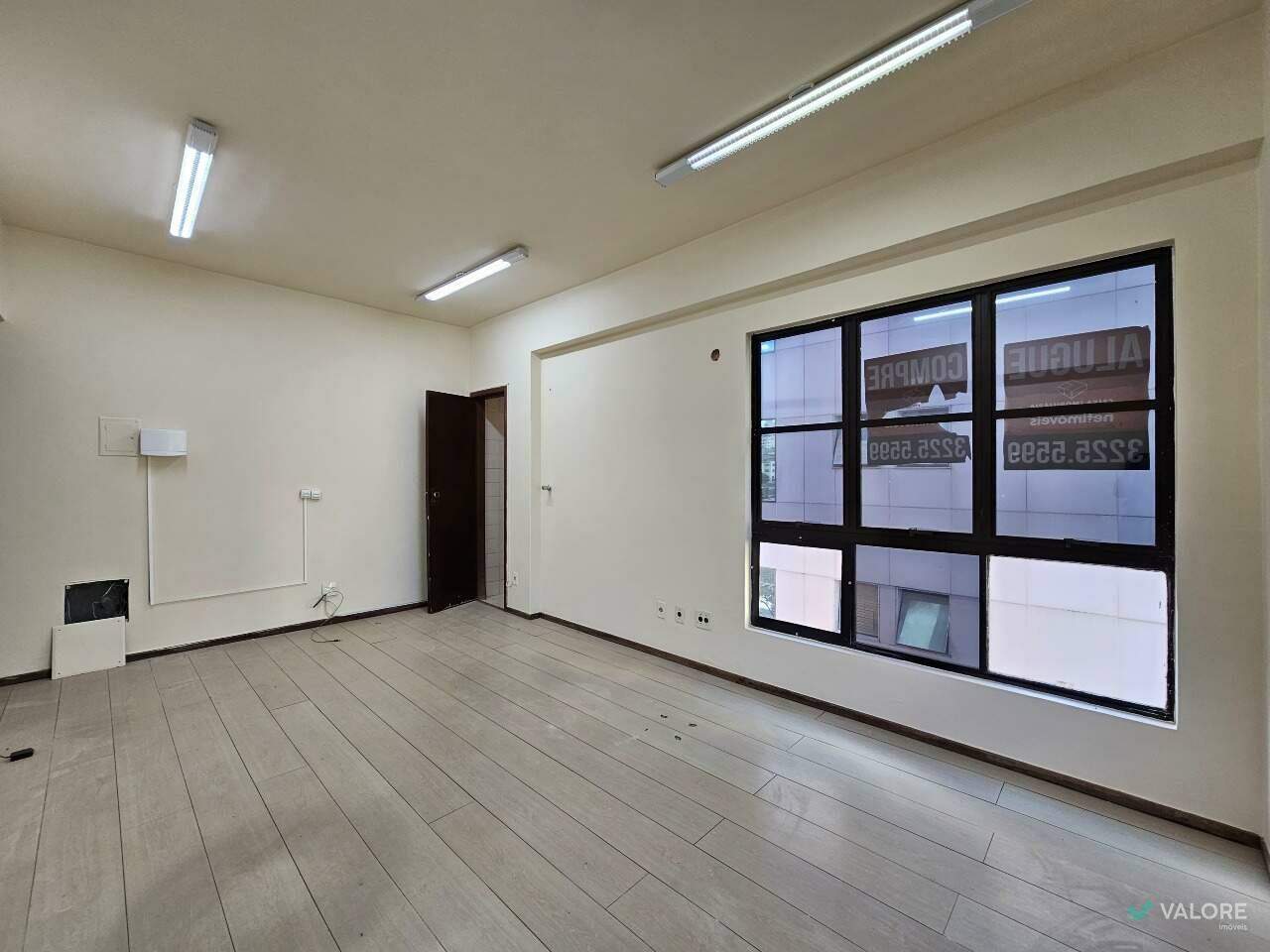 Sala para aluguel no Savassi: 