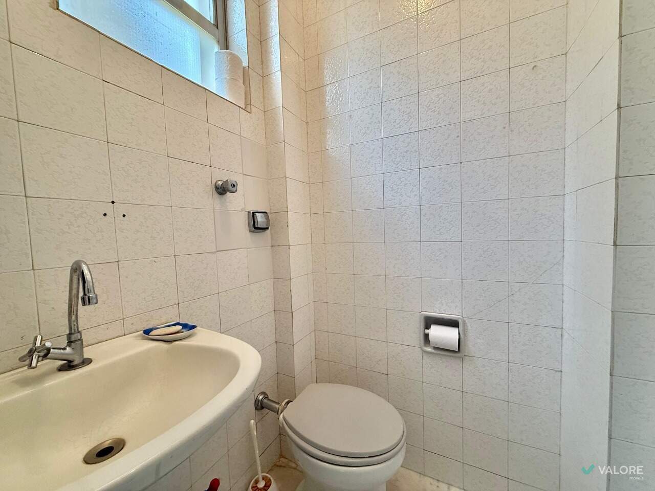 Sala à venda no Serra: 