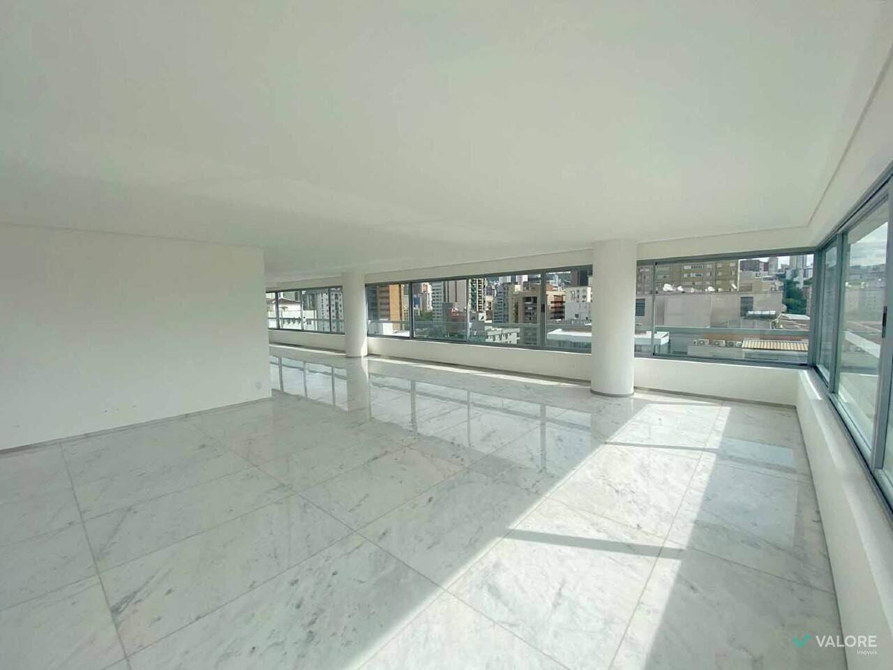Apartamento 4 quartos para aluguel no Lourdes: 