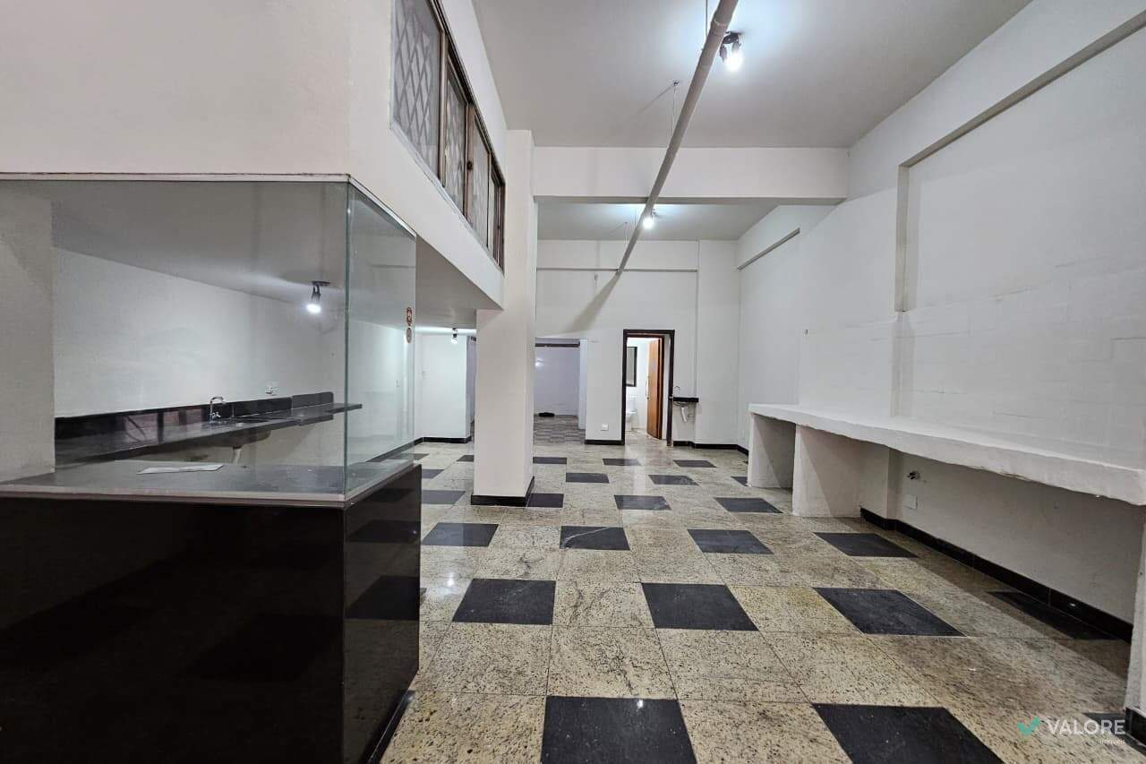 Loja para aluguel no Vila Paris: 