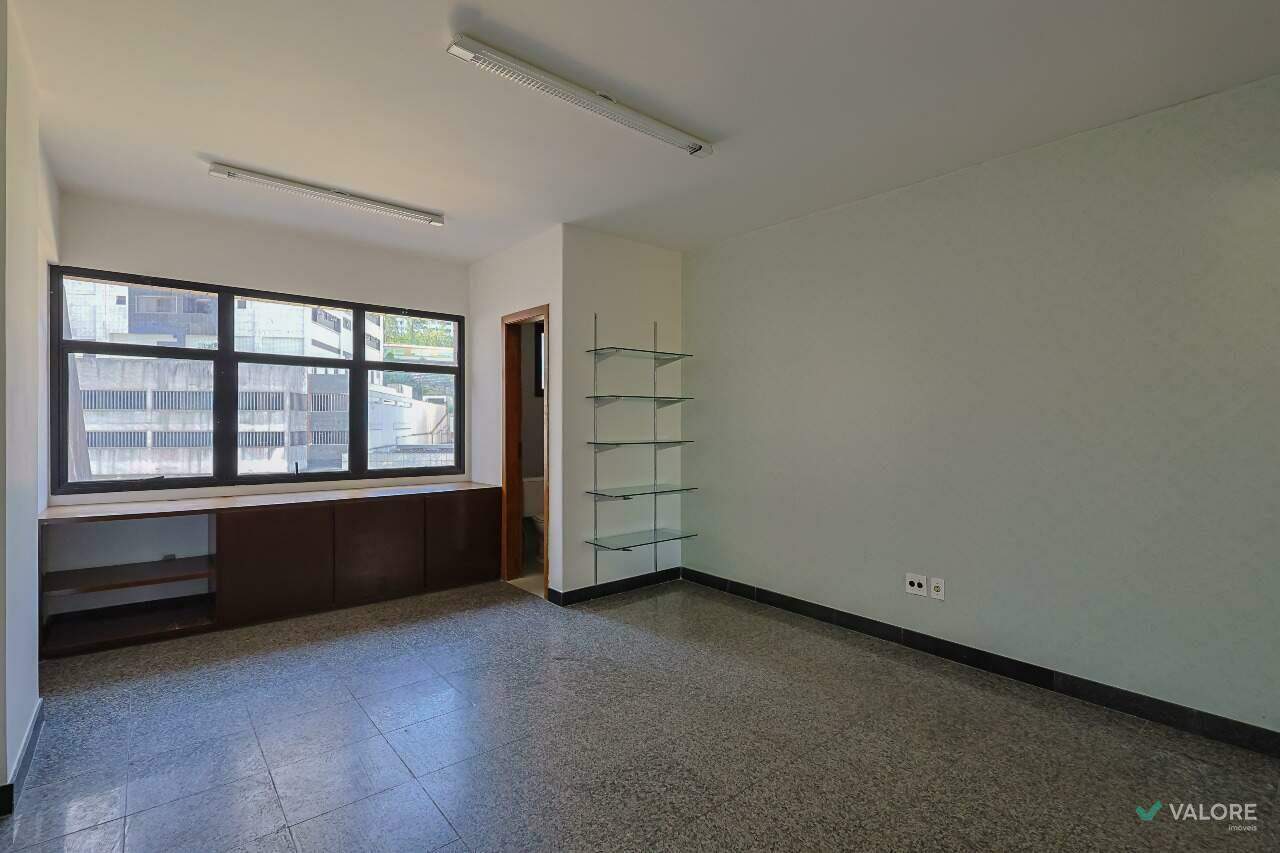 Sala à venda no Belvedere: 