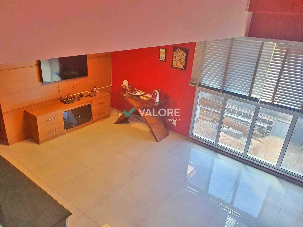 Cobertura 3 quartos para aluguel no Sion: Sala em Porcelanato