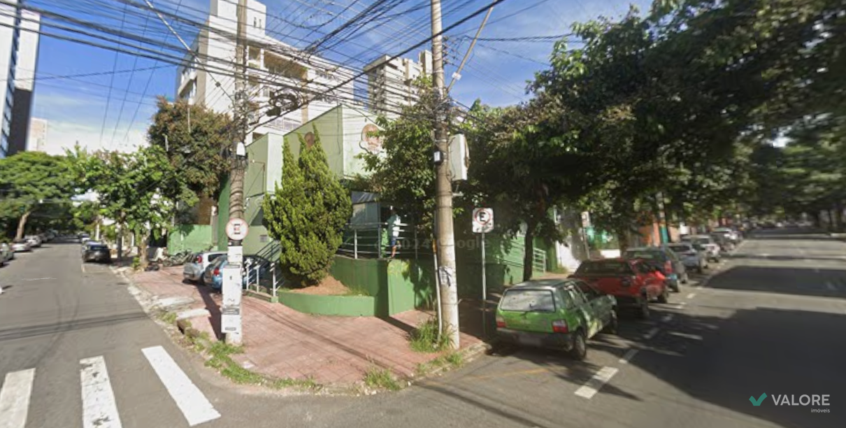 Casa comercial para aluguel no Carmo: 