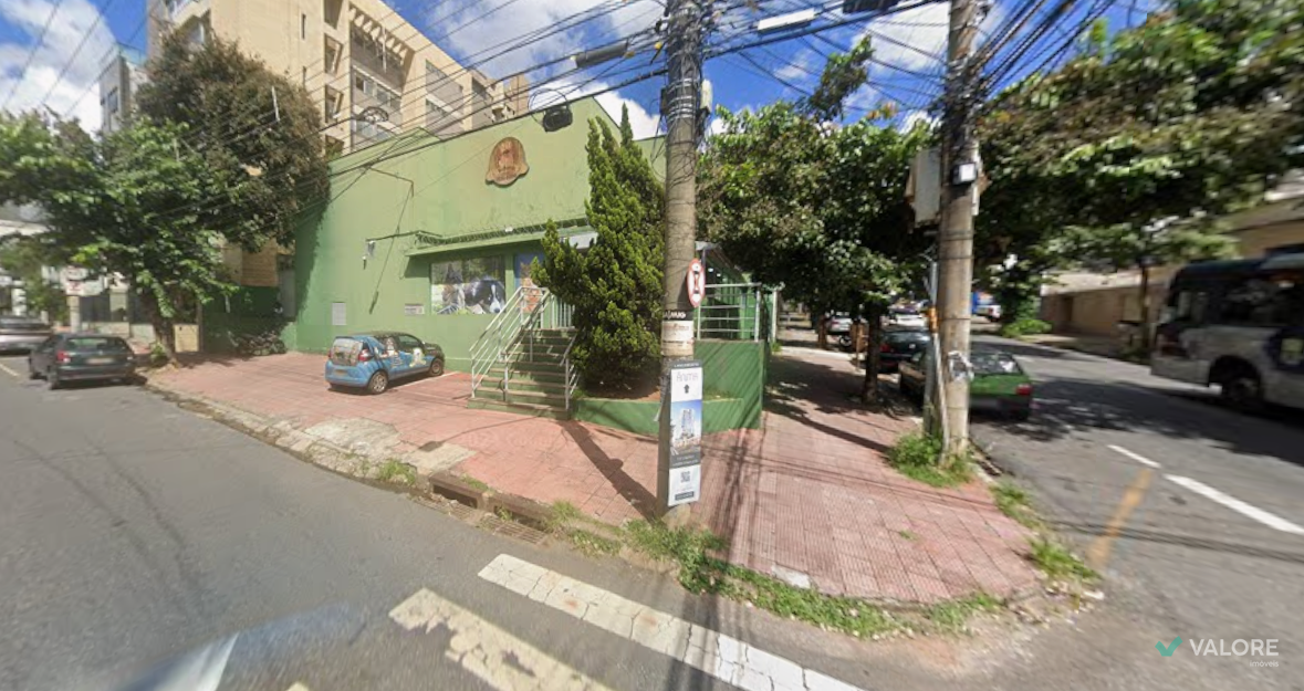 Casa comercial para aluguel no Carmo: 