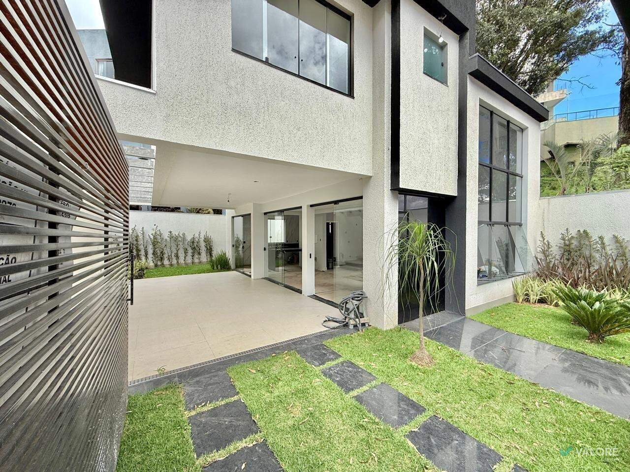 Casa 3 quartos à venda no Santa Lúcia: 