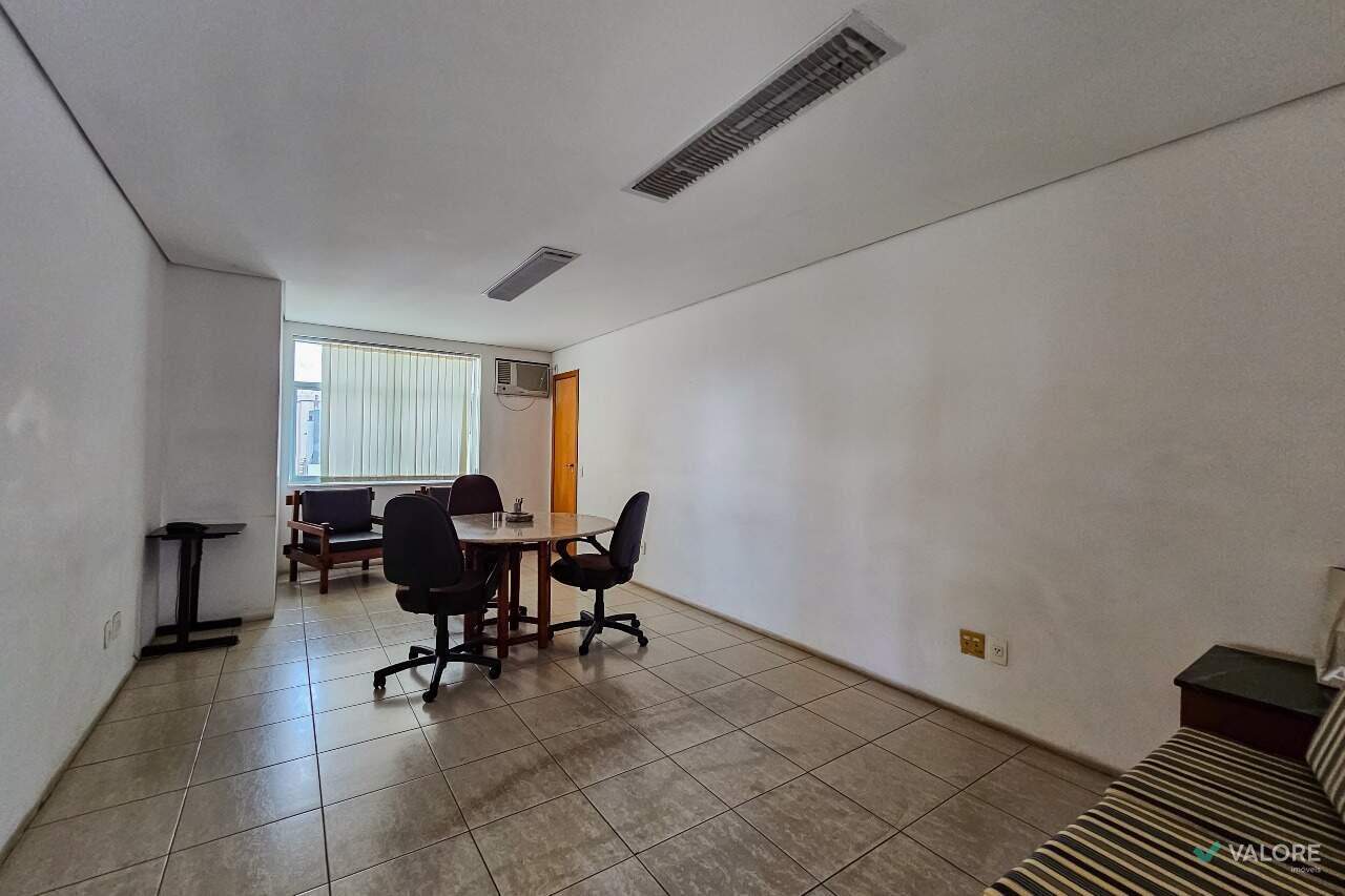 Sala para aluguel no Santo Agostinho: 