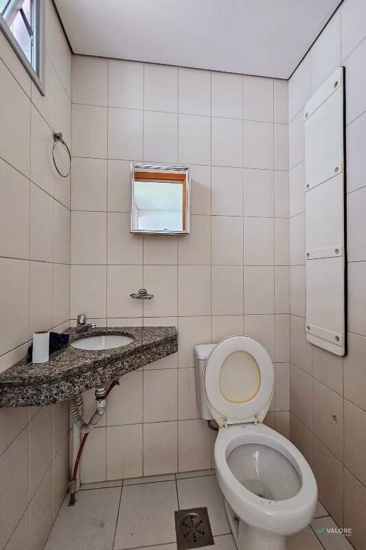 Sala para aluguel no Santo Agostinho: 