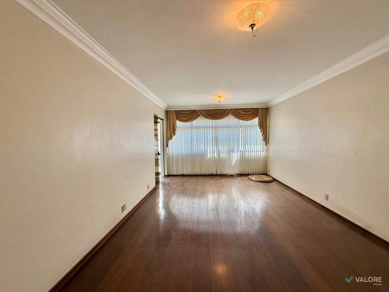 Apartamento 4 quartos à venda no Funcionários: 