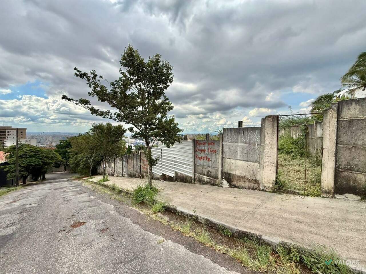 Lote à venda no Comiteco: 
