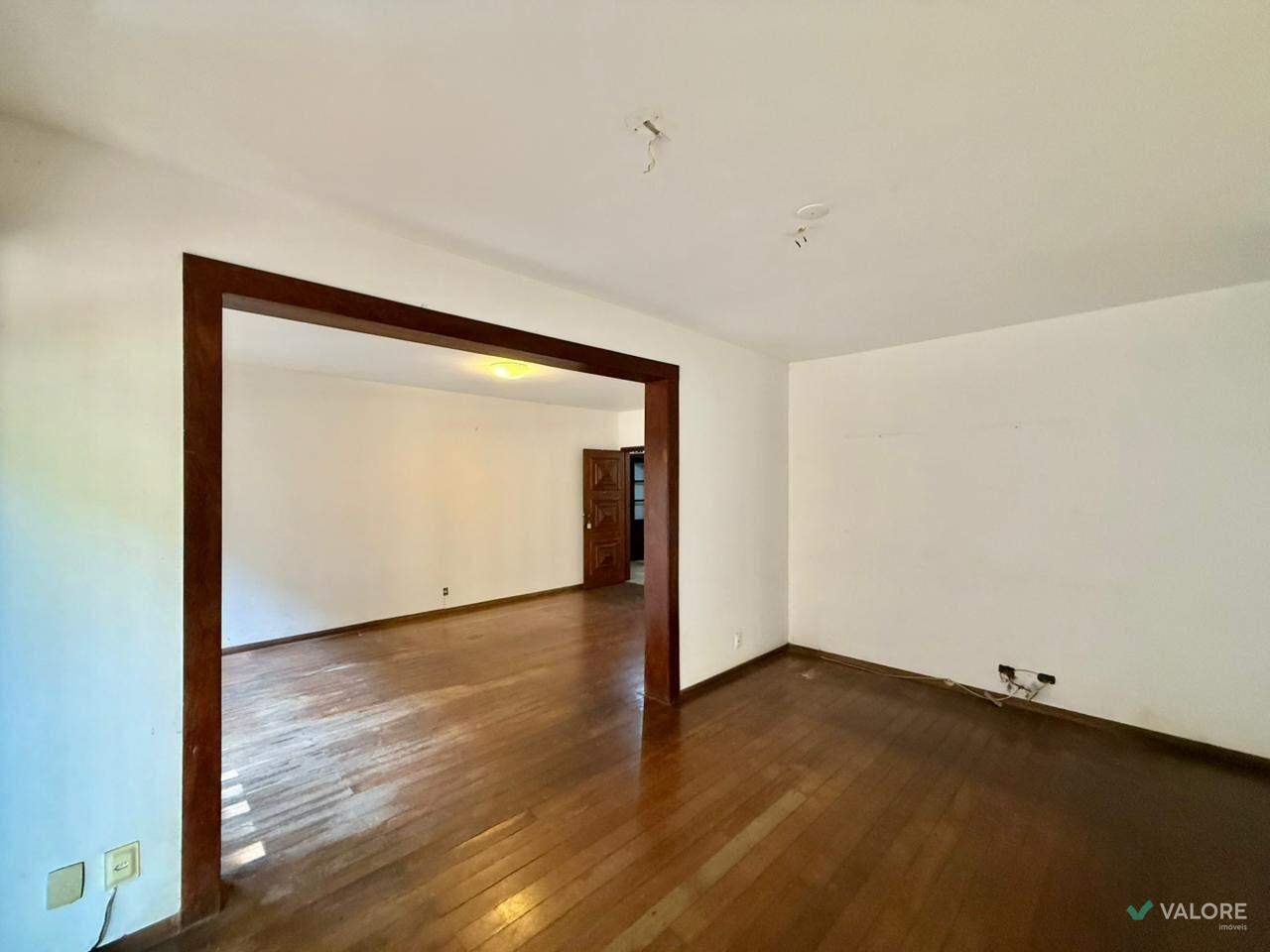 Apartamento com área privativa 4 quartos à venda no Cruzeiro: 