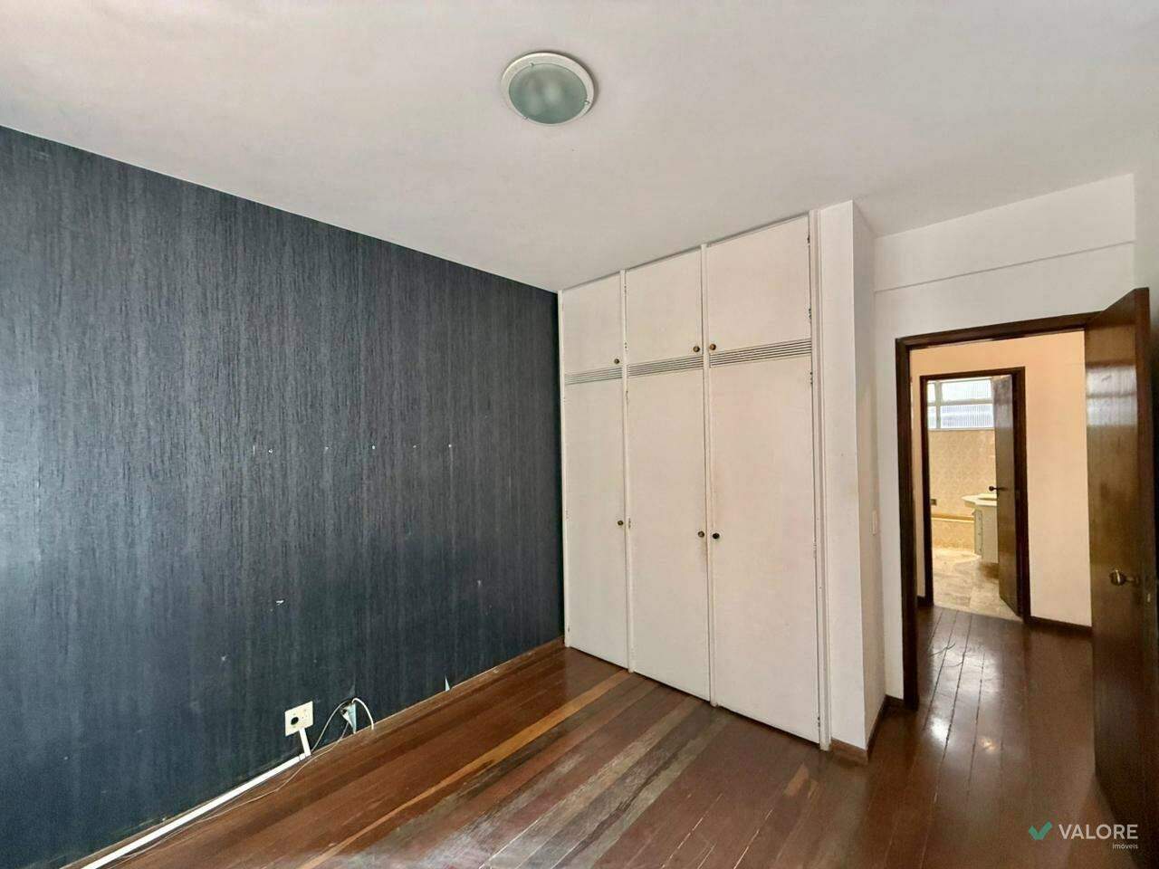 Apartamento com área privativa 4 quartos à venda no Cruzeiro: 
