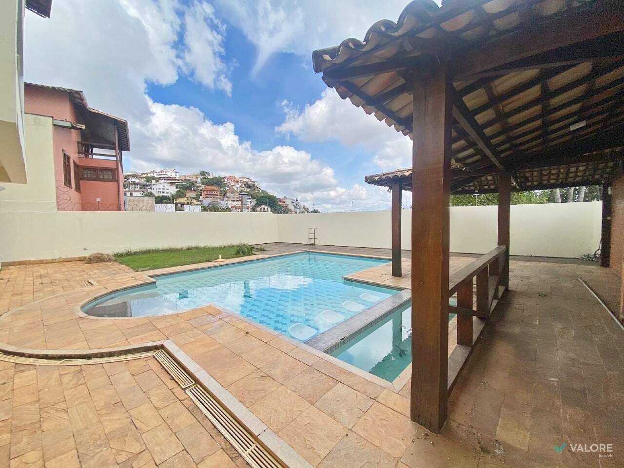 Casa 4 quartos à venda no Mangabeiras: 