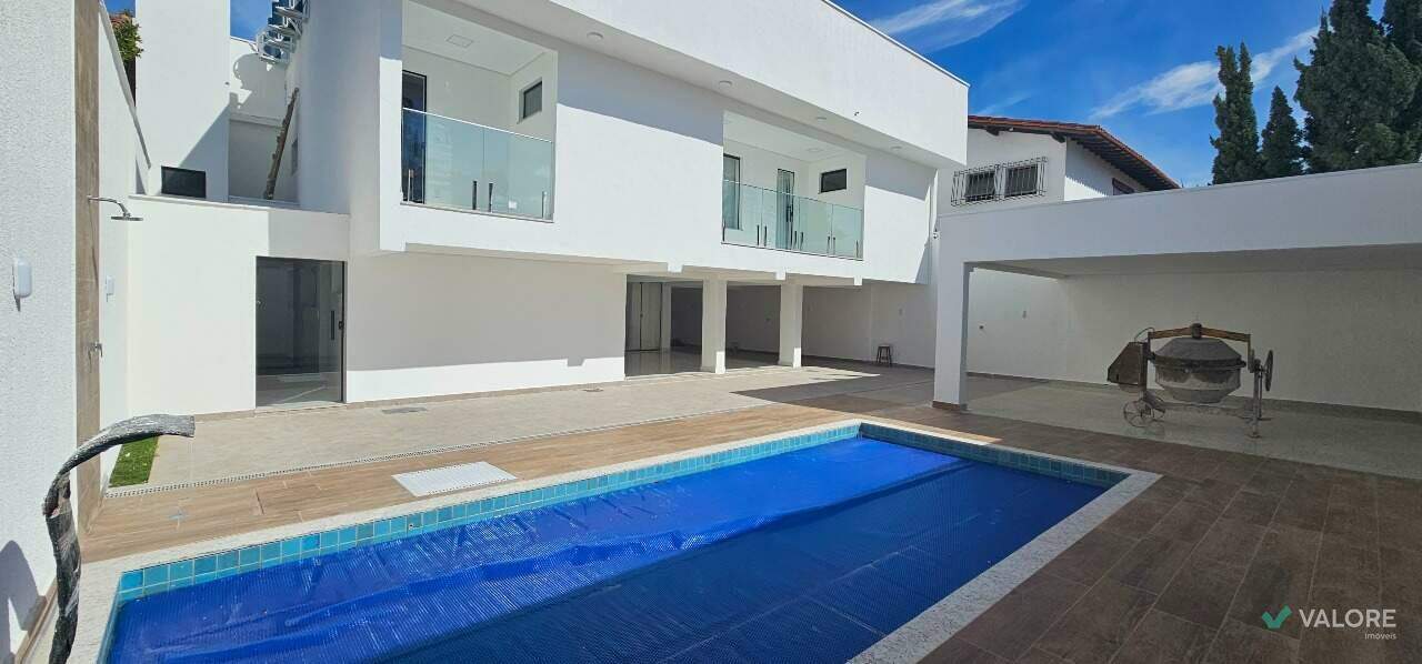 Casa 4 quartos à venda no Belvedere: Área externa com piscina