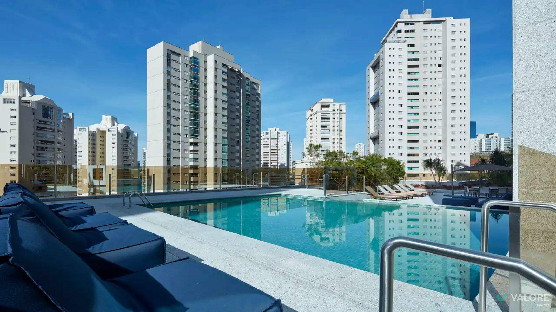 Apartamento 4 até 4 quartos à venda no Vila da Serra: Piscina