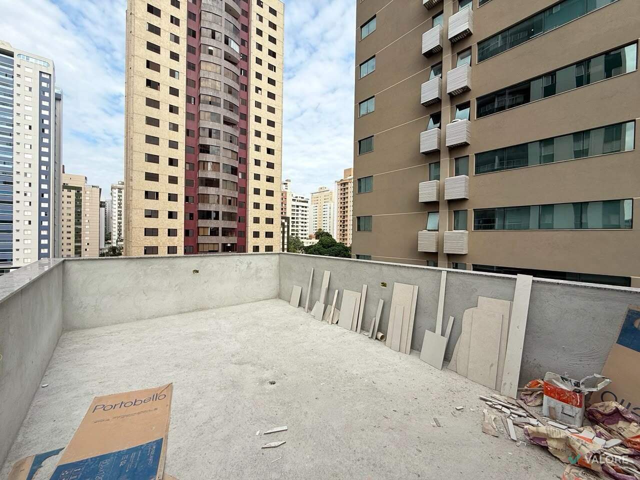 Cobertura 2 quartos à venda no Lourdes: 
