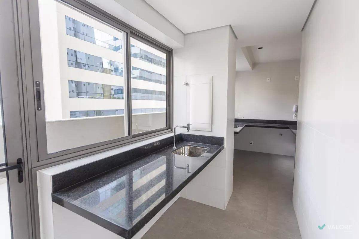 Apartamento com área privativa 2 quartos à venda no Savassi: 