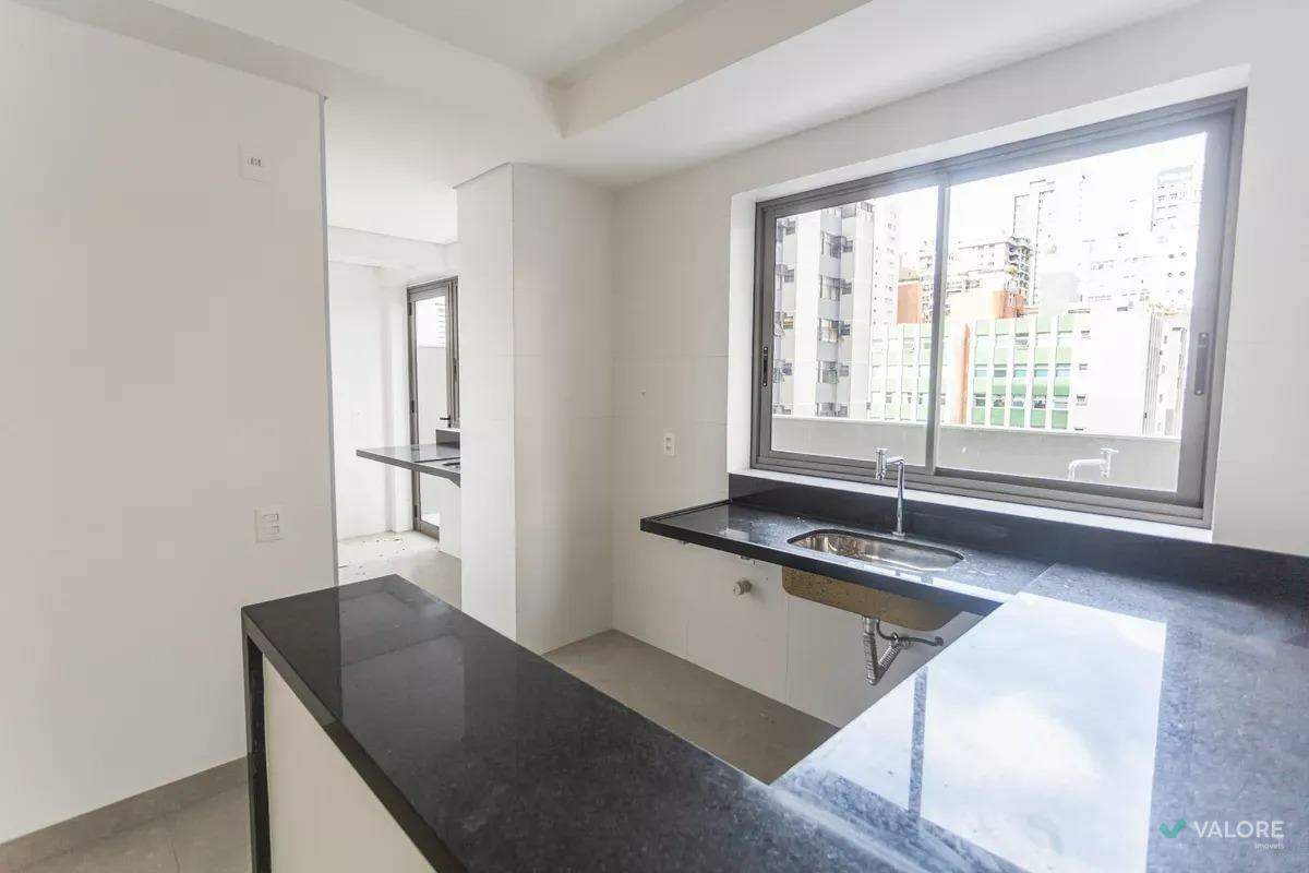 Apartamento com área privativa 2 quartos à venda no Savassi: 