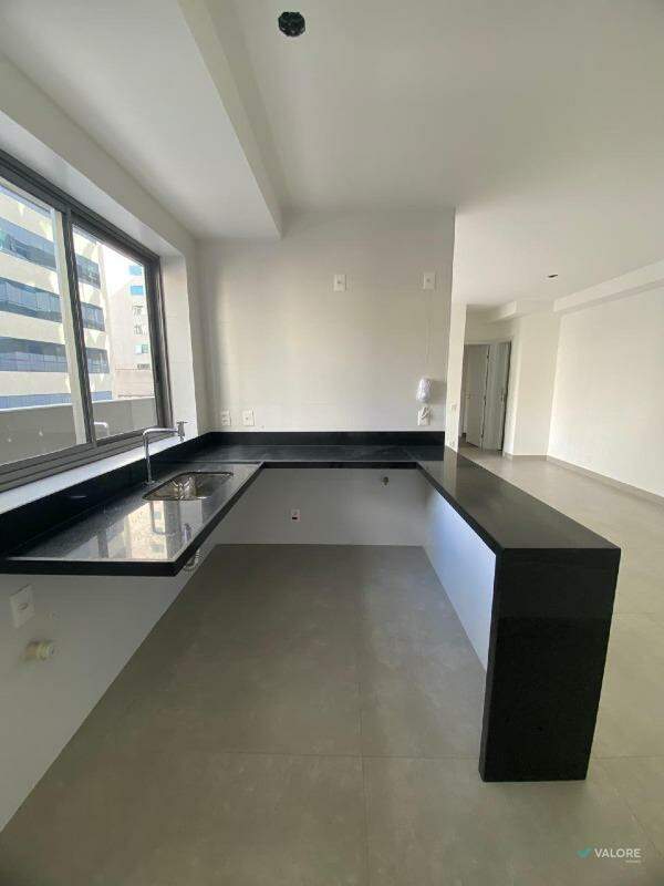 Apartamento com área privativa 2 quartos à venda no Savassi: 