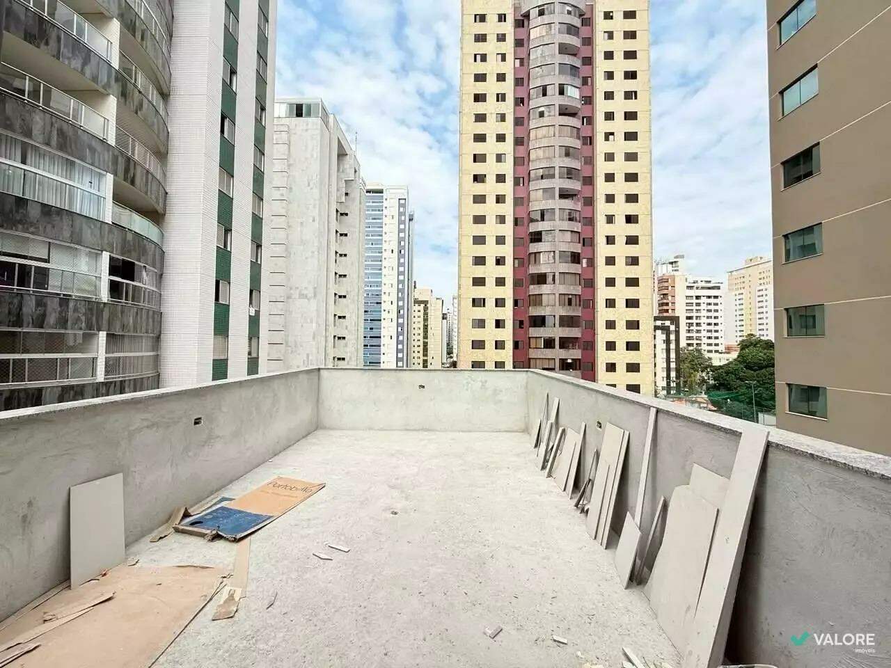 Cobertura 2 quartos à venda no Lourdes: 