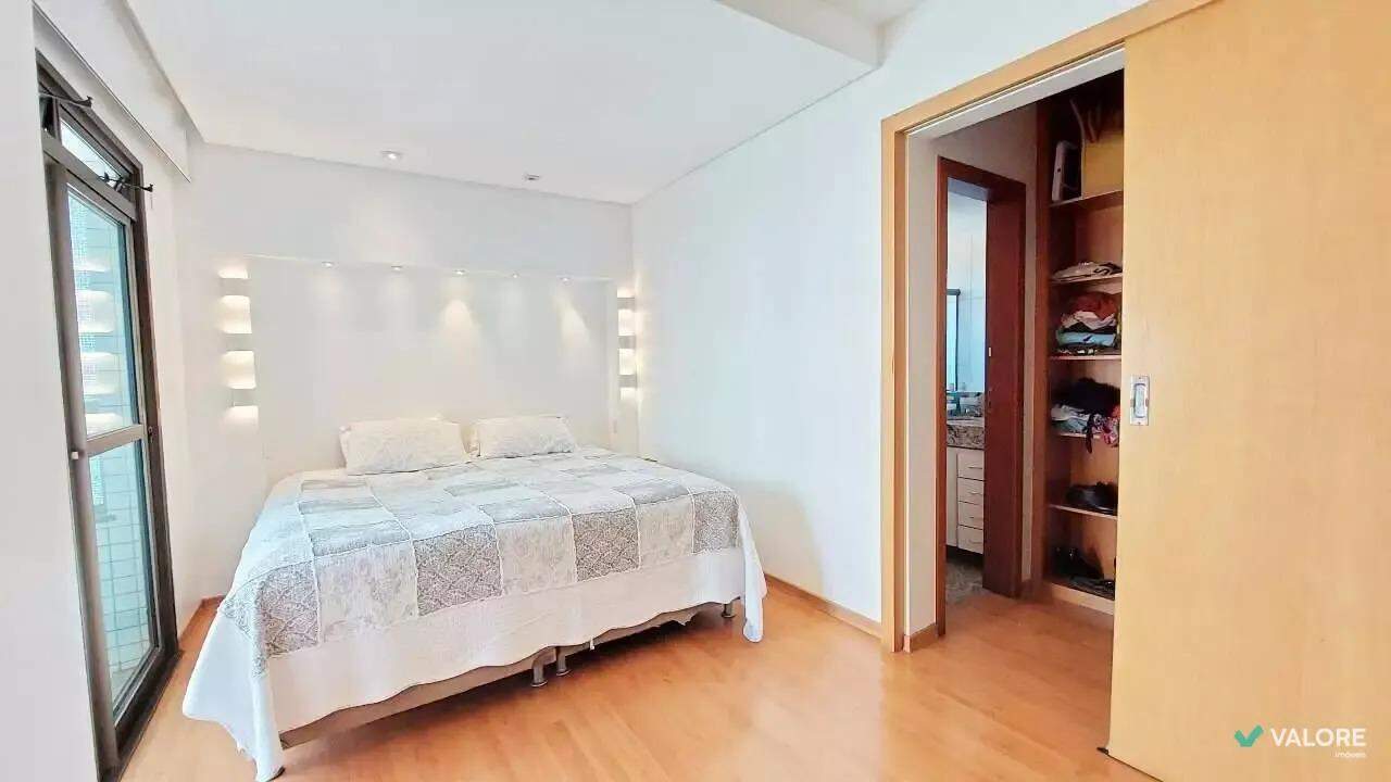 Apartamento 4 quartos à venda no Savassi: 