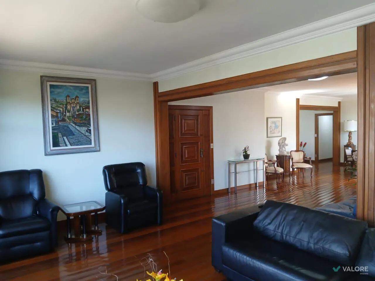 Apartamento 4 quartos para aluguel no Funcionários: 