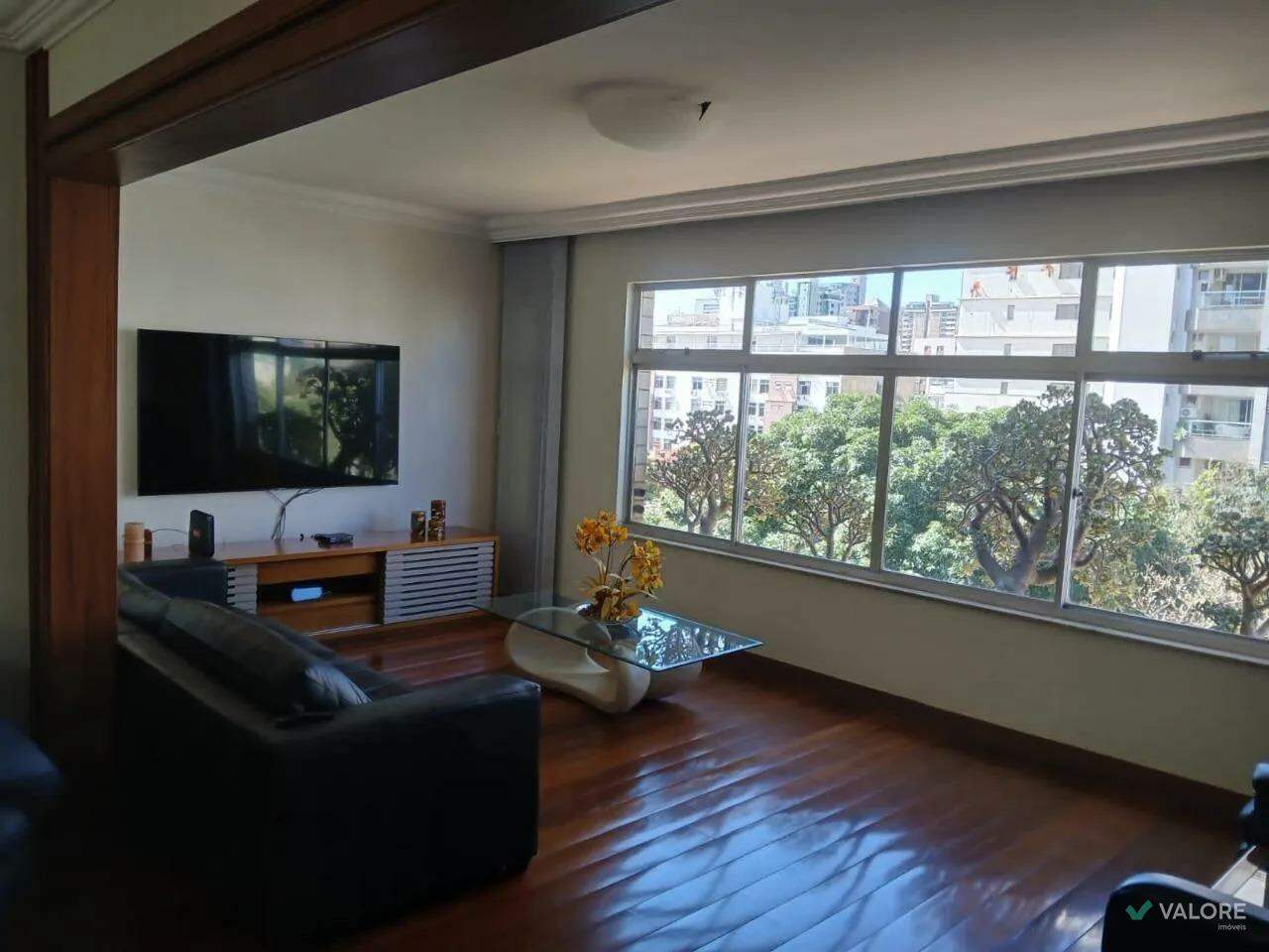 Apartamento 4 quartos para aluguel no Funcionários: 