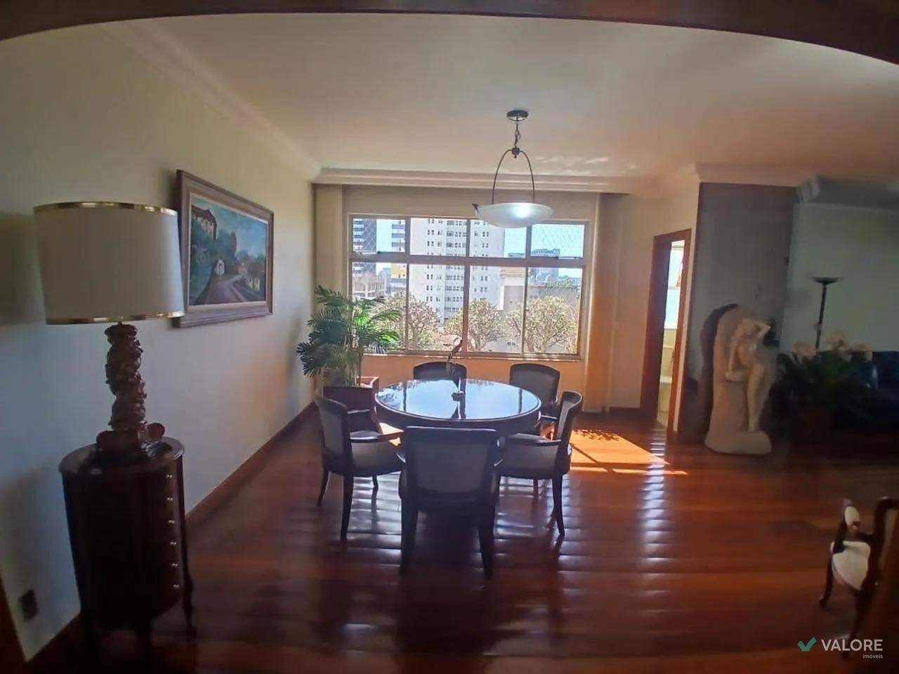 Apartamento 4 quartos para aluguel no Funcionários: 