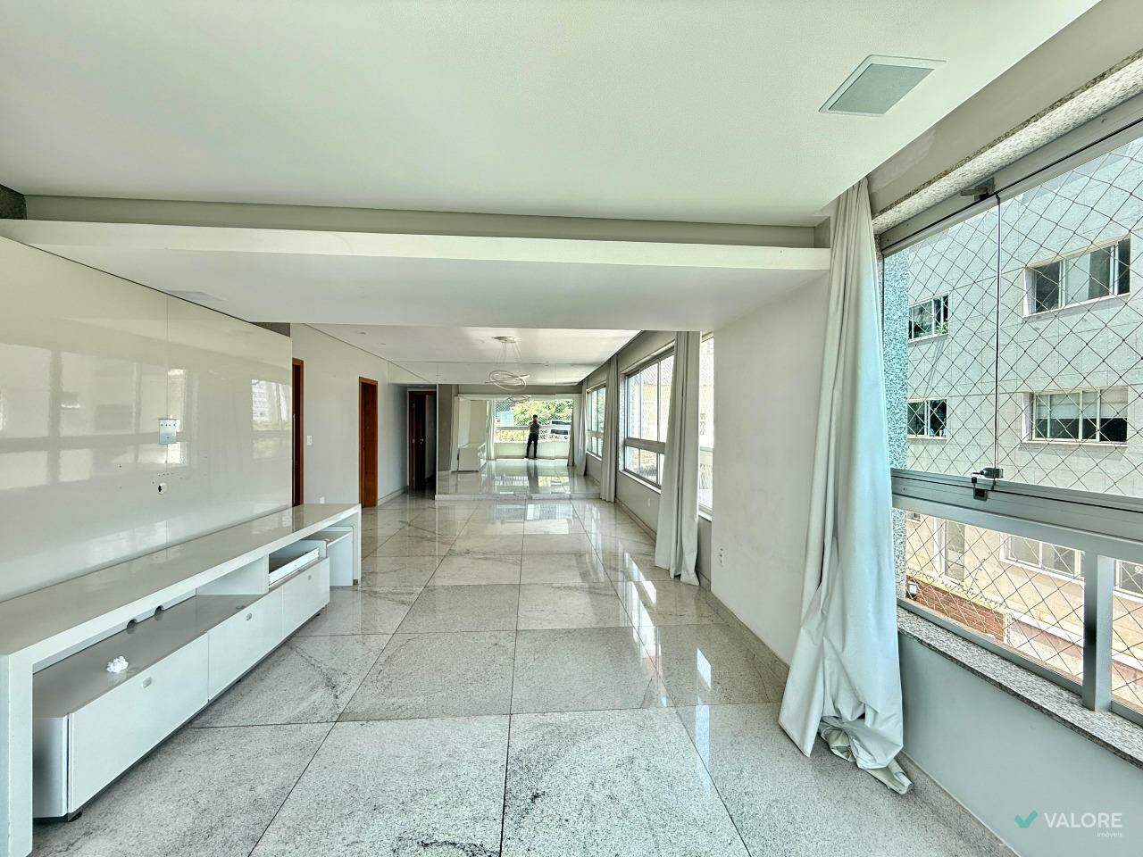 Apartamento 4 quartos à venda no Funcionários: 