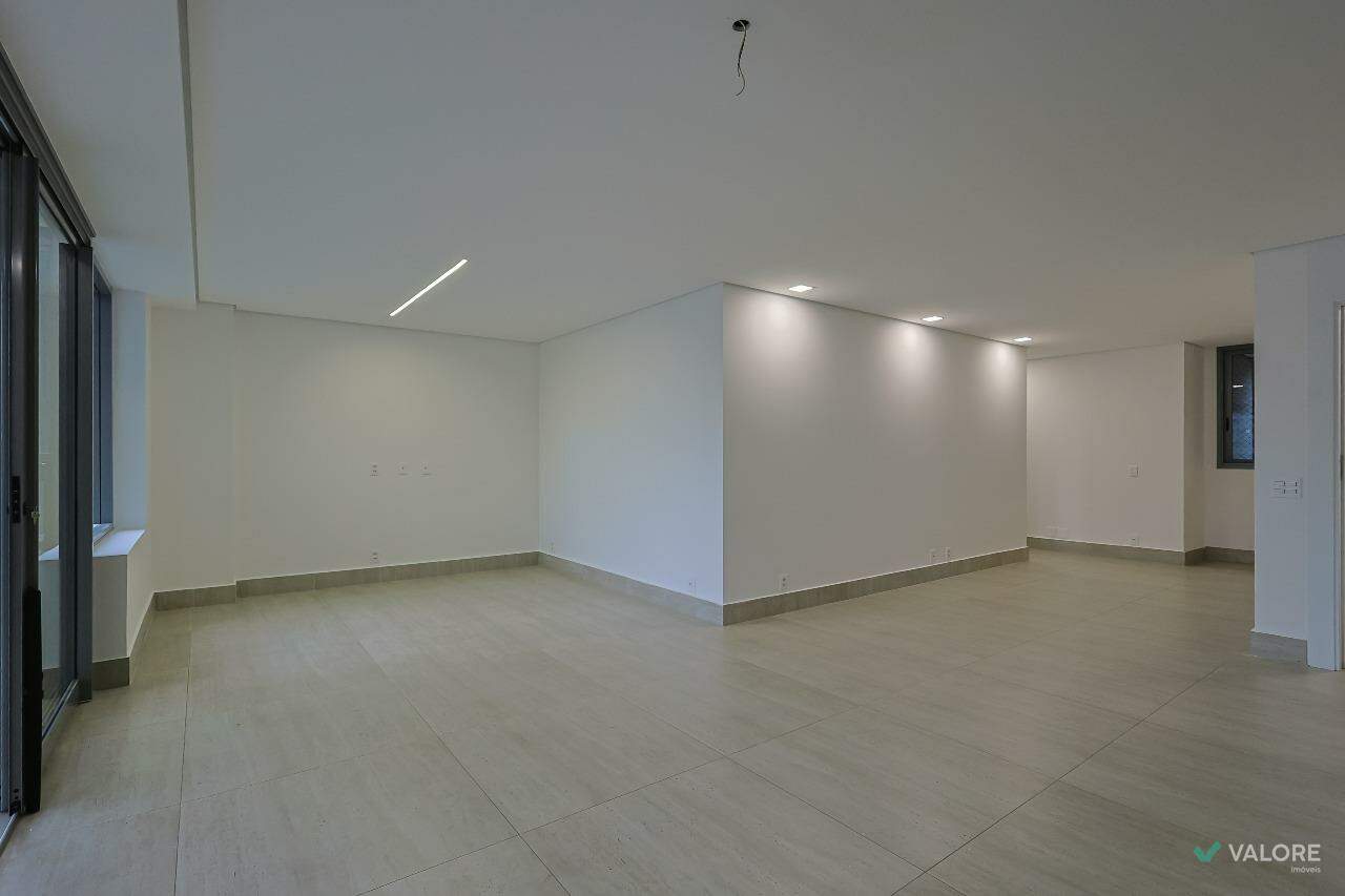 Apartamento 4 quartos para aluguel no Vale do Sereno: 