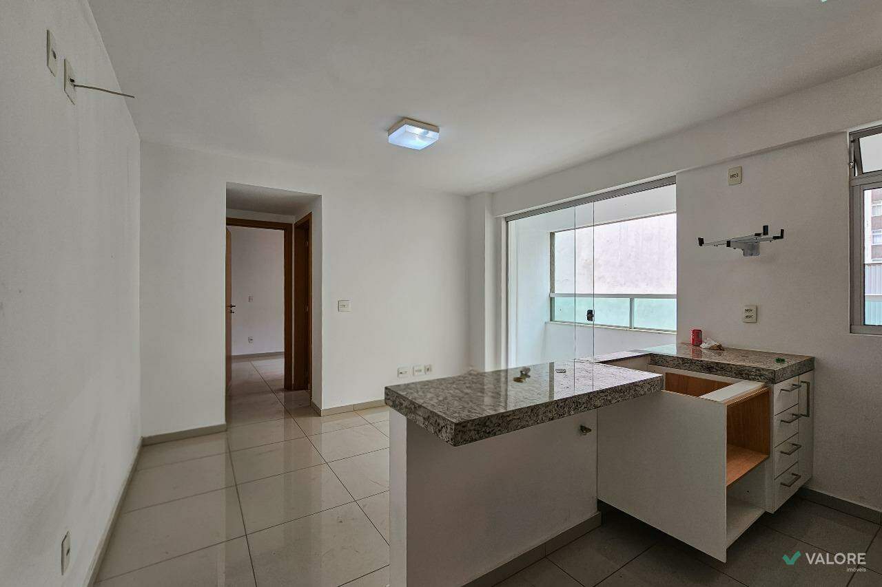 Apartamento 1 quarto para aluguel no Centro: 
