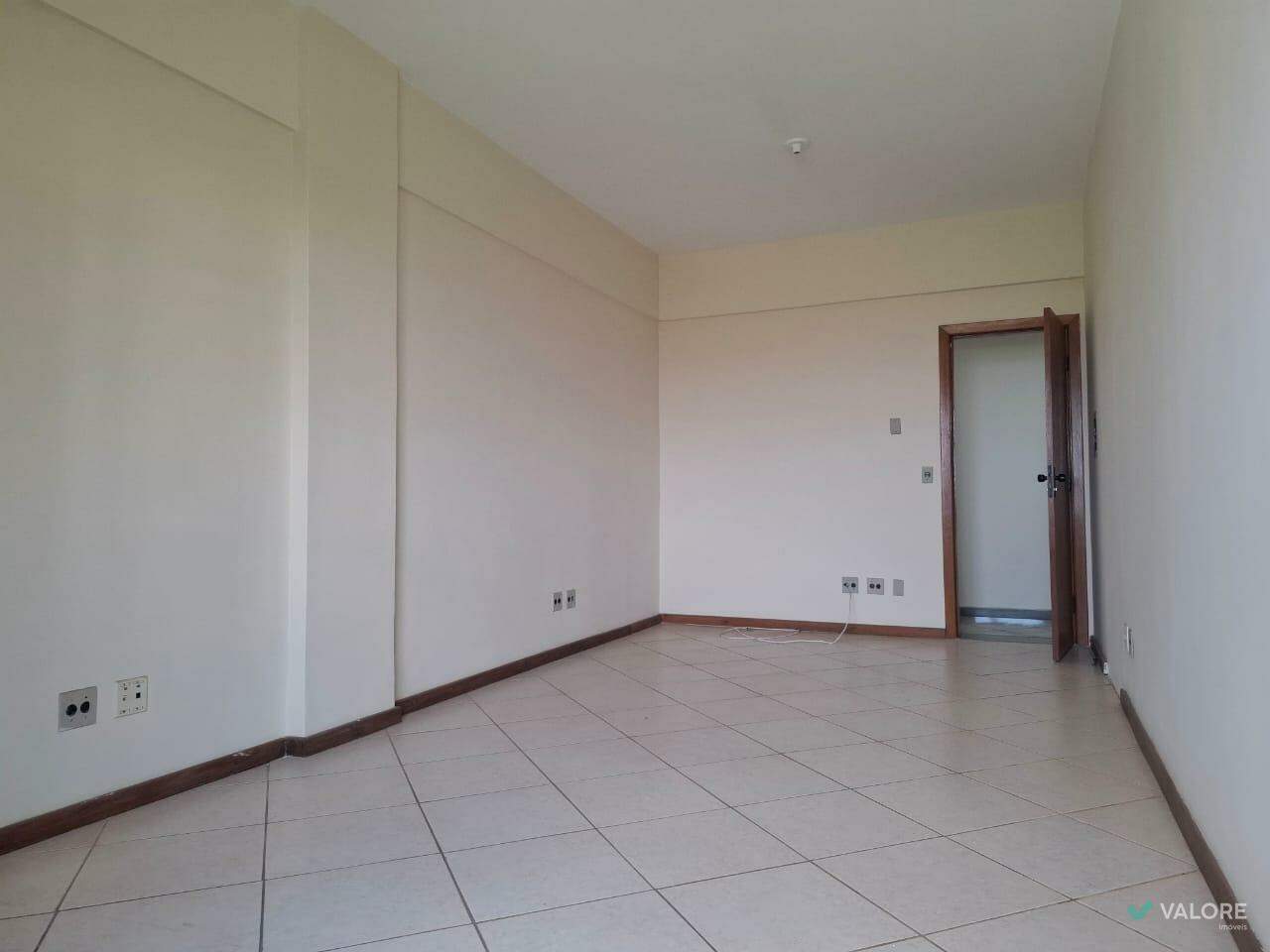 Sala para aluguel no Vila da Serra: 