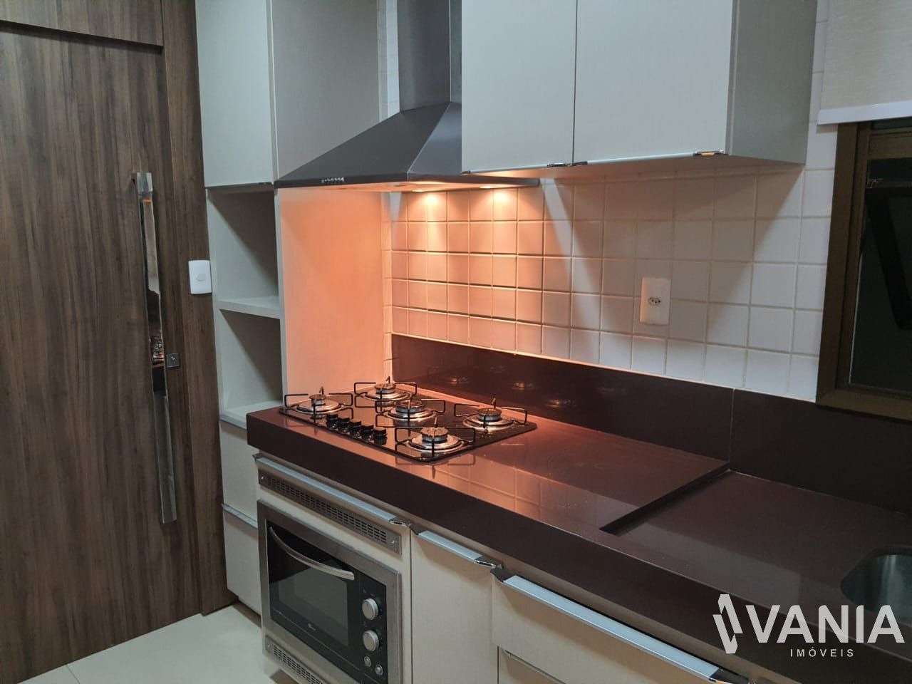 Apartamento à venda no 404 SUL: 
