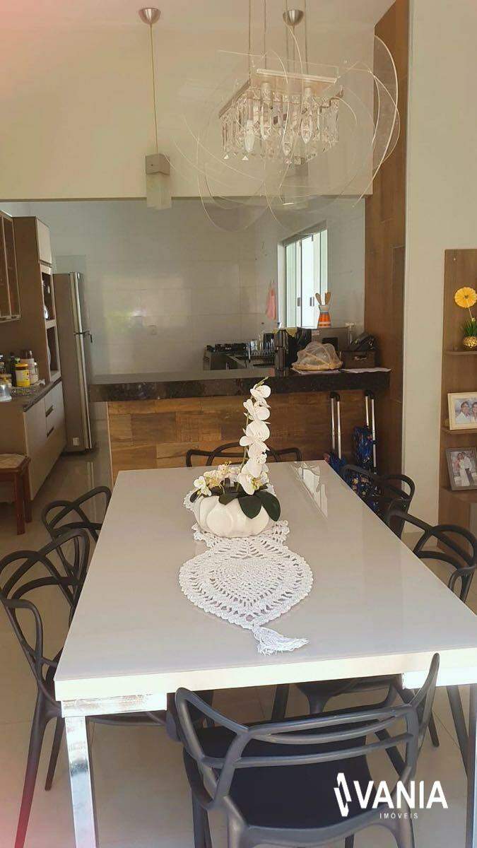 Casa à venda no Plano Diretor Norte: 