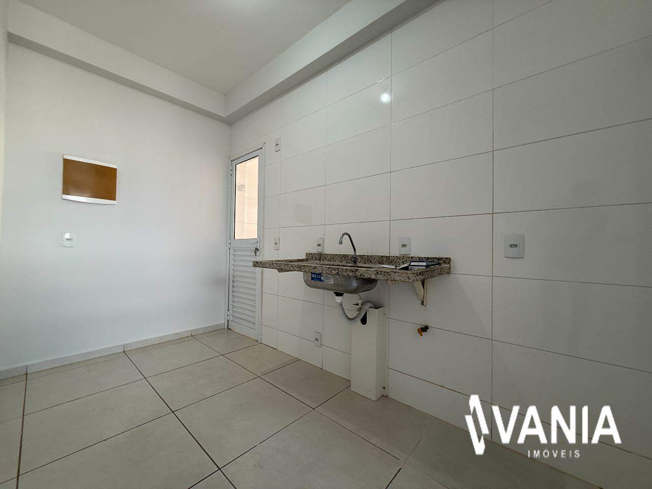 Apartamento para aluguel no Plano Diretor Sul: 