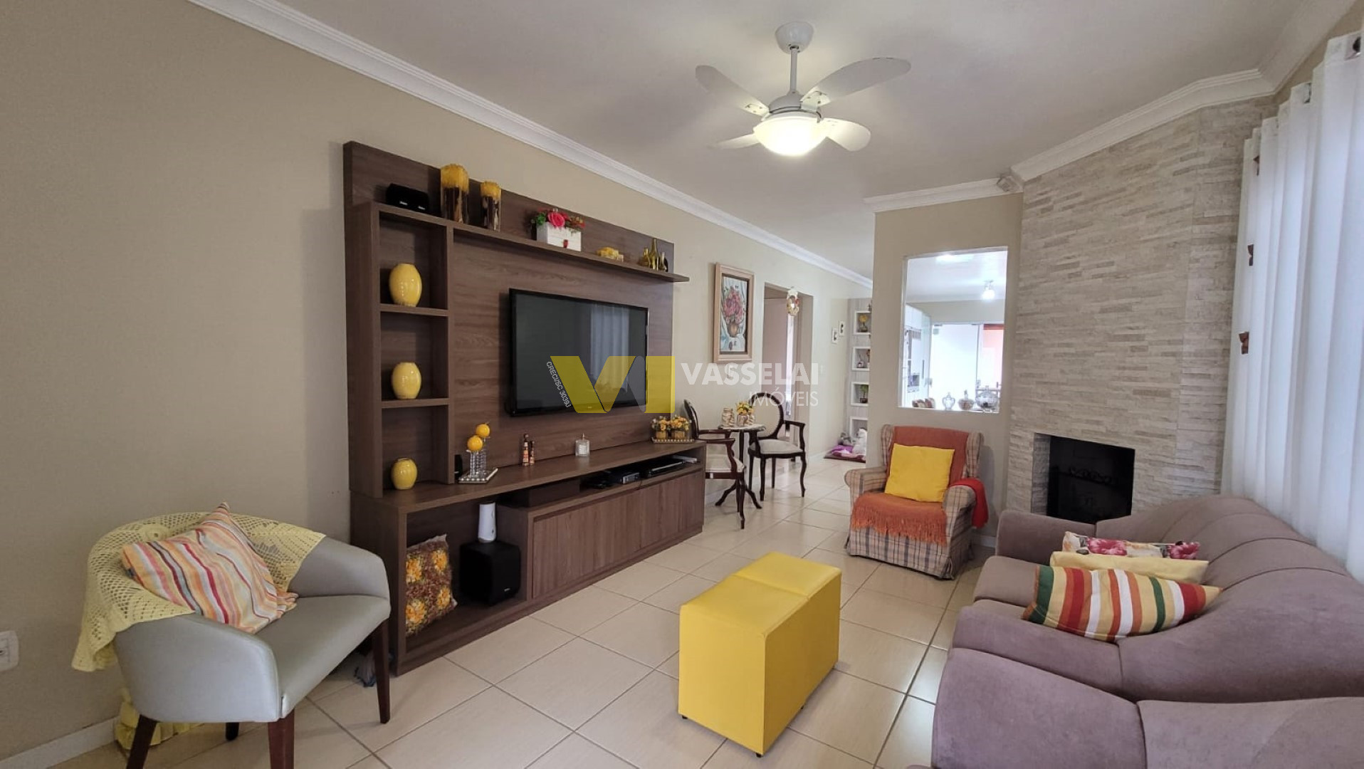 Casa à venda no Fundo Canoas: 4.jpeg