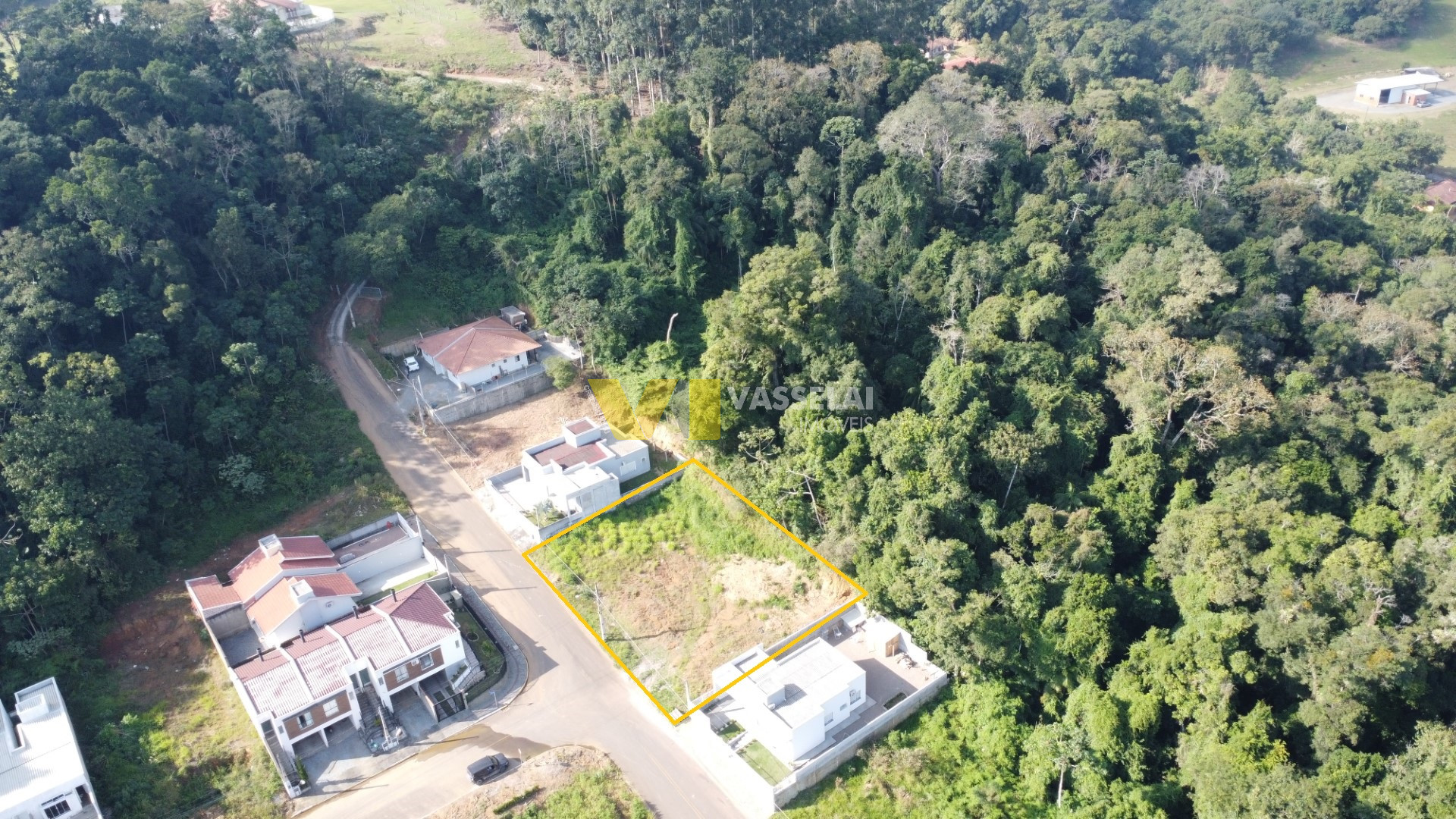 Terreno à venda no Taboão: DJI_0879.JPG