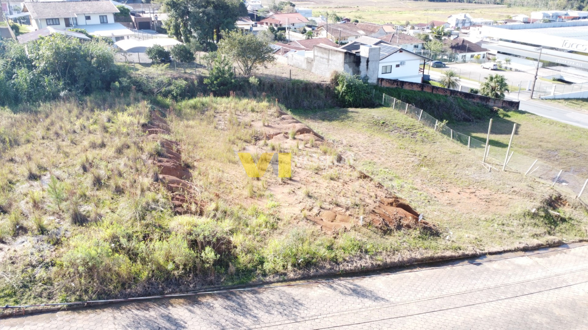 Terreno à venda no Taboão: DJI_0163.JPG
